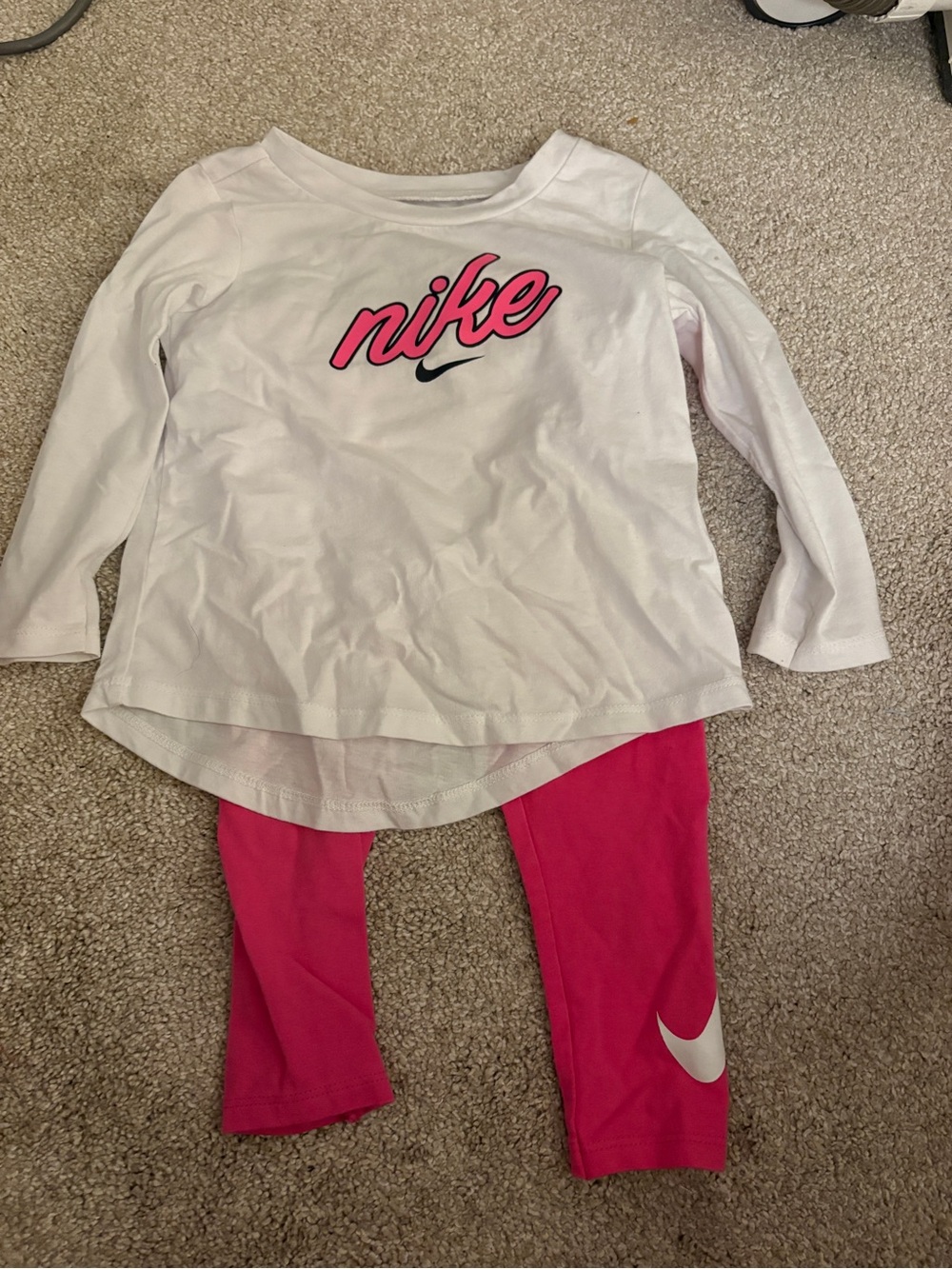 NIKE Girls Nike Bundle - Picture 4 of 9